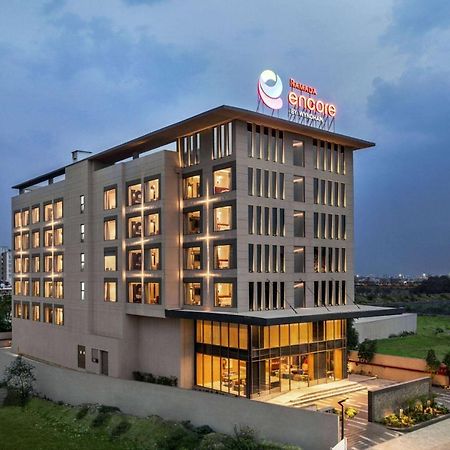 Ramada Encore By Wyndham Indore Nipania Exterior foto